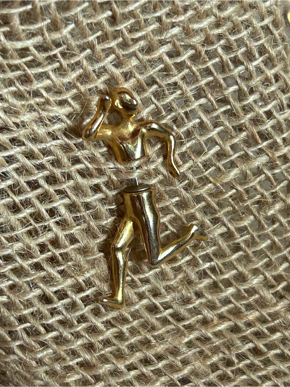 Gold Runner Lapel Pin – Short Stick Pin Fun Running Man EUC